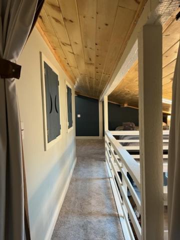 Froggy Goggle Barn Apartment Marathon Exterior foto