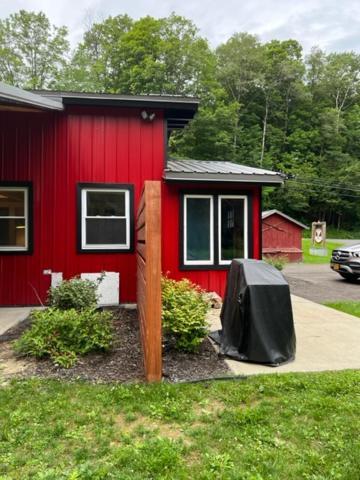 Froggy Goggle Barn Apartment Marathon Exterior foto